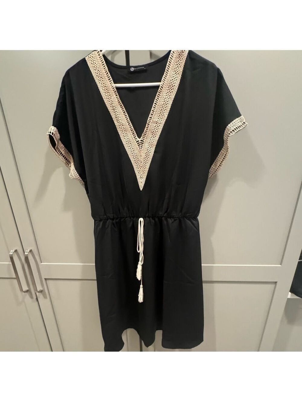 Lovely dress! Beach! Or dress up! Drawstring waist. Large